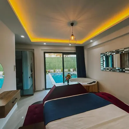 Lempira * Kemer (Menekse Mahallesi)