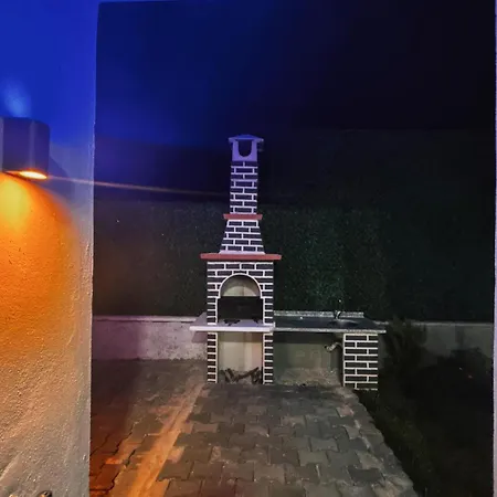 Lempira Kemer (Menekse Mahallesi)